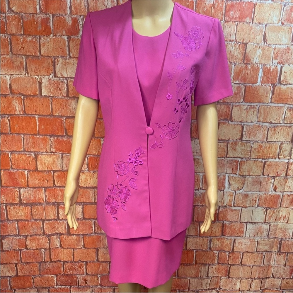 Vintage Studio I Bright Pink‎ Floral Embroidered Jacket Dress